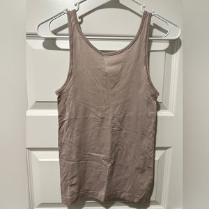 Lululemon purple ribbed tank top